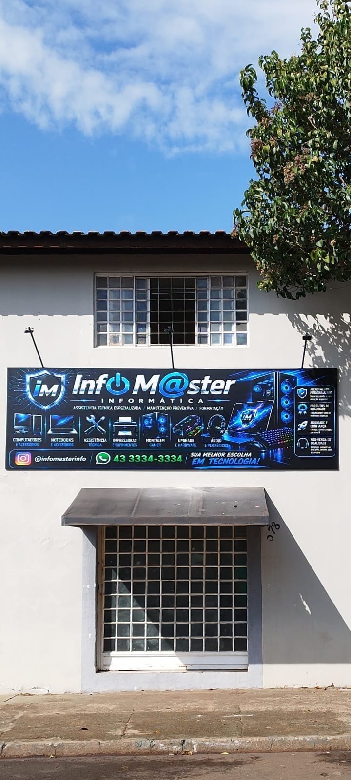 Fachada Infomaster